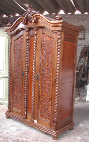 Isabellina Wardrobe Armoire 2