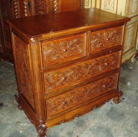 Isabellina Leather Dresser