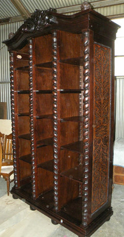 Isabellina Bookcase