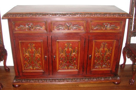 Isabellina Buffet with Polychrome finish
